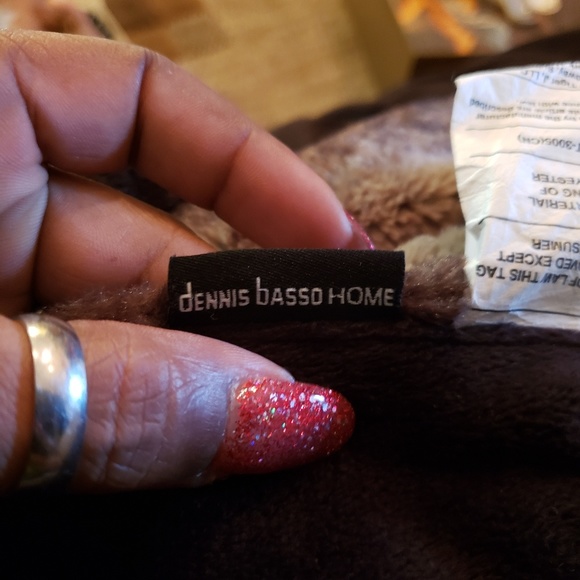 Dennis Basso HOME - Picture 3 of 5